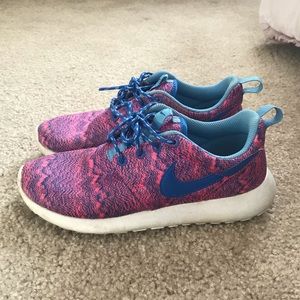 Nike Roshe Shoes